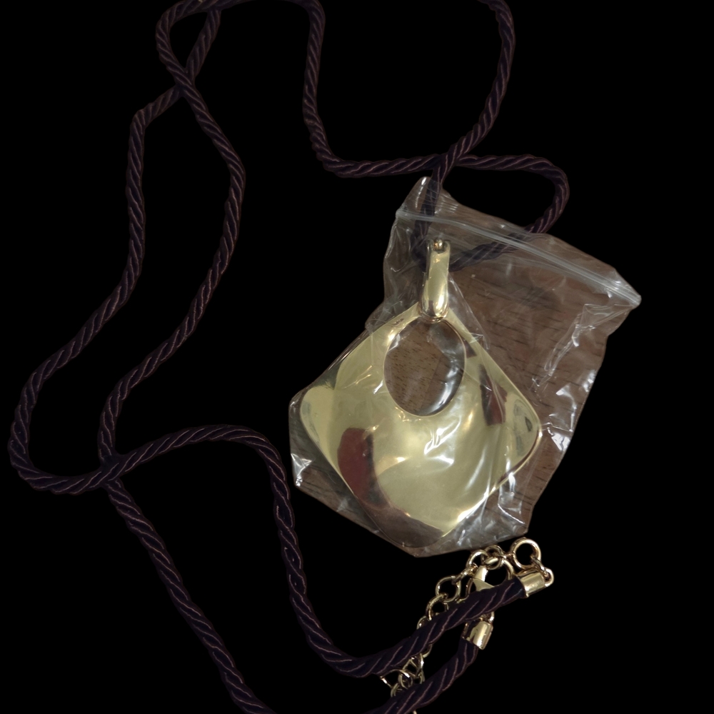 Premier Gold Pendant Crossbody with Purple Rope Strap